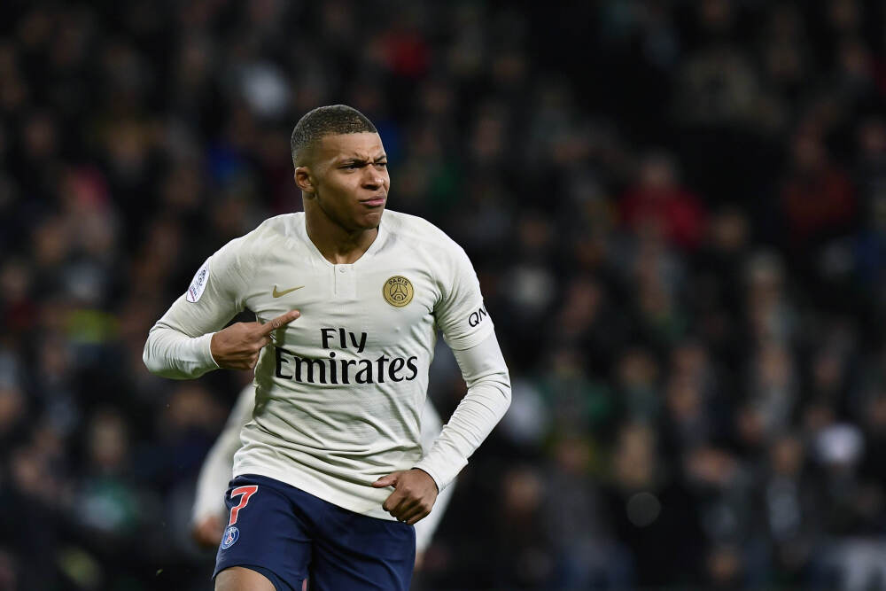 【经纬晚班车】2026年“国补”继续；运动巨头、A股上市公司入局宠物服饰